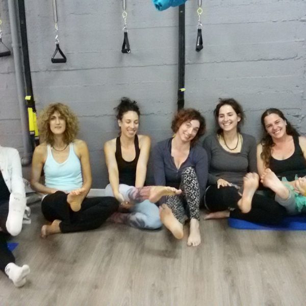קורס fly yoga הראשון בארץ בחיפה!!!!